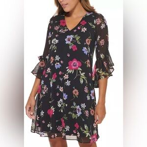 Calvin Klein V-neck Chiffon Floral Printed Dress Size 2 Bell Sleeve